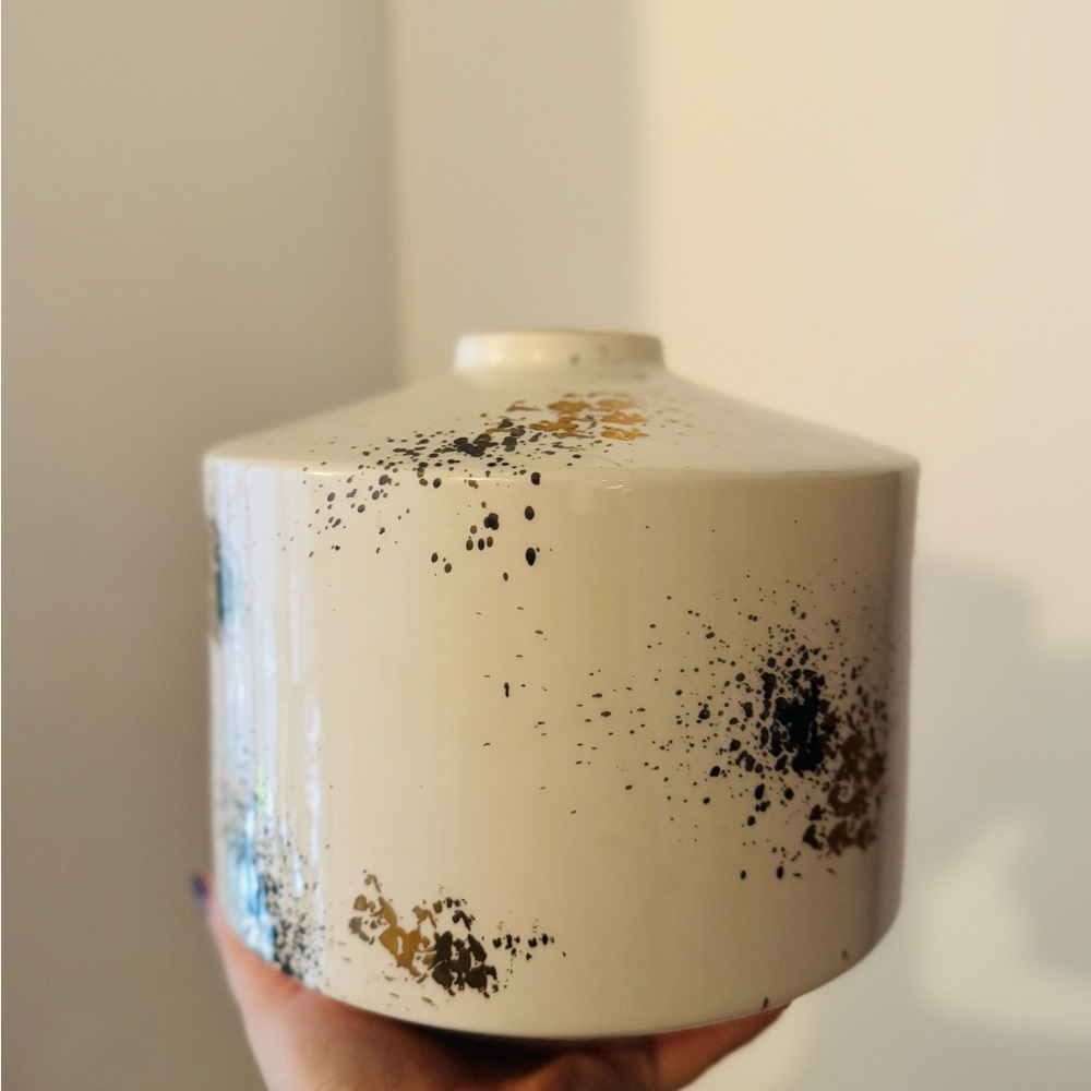 MADE IN PORTUGAL Cream, Gold & Black ceramic Vase